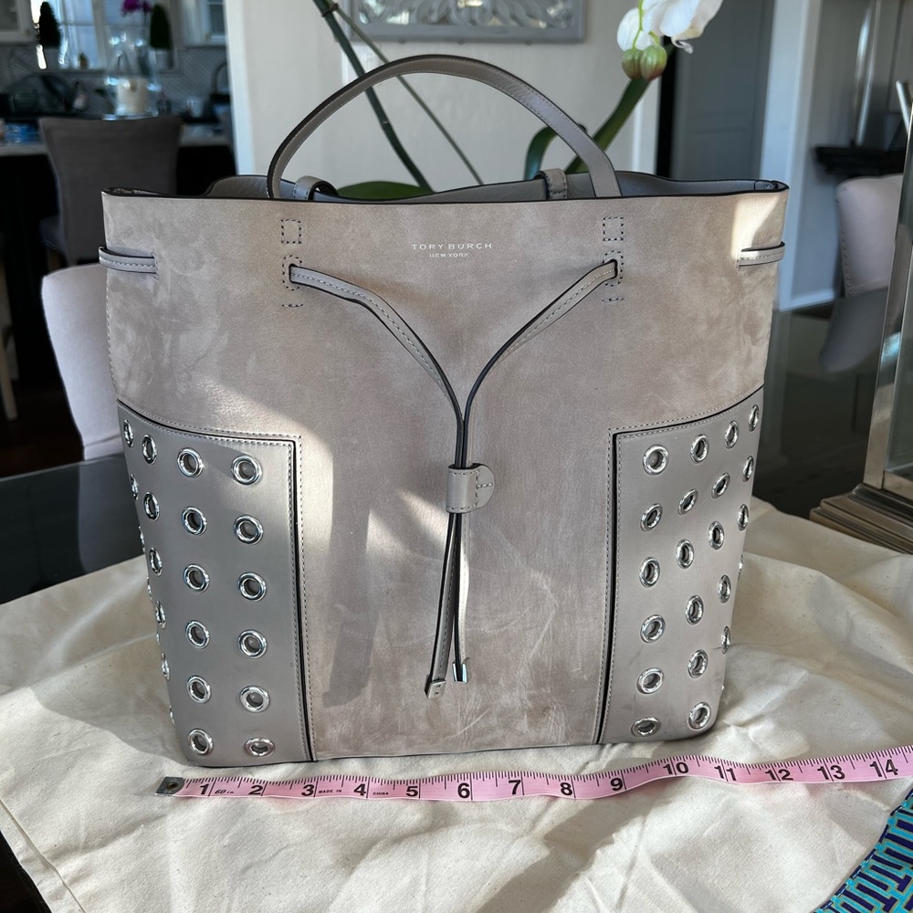 Tory Burch Block-t Grommet Tote in French Gray leather suede drawstring